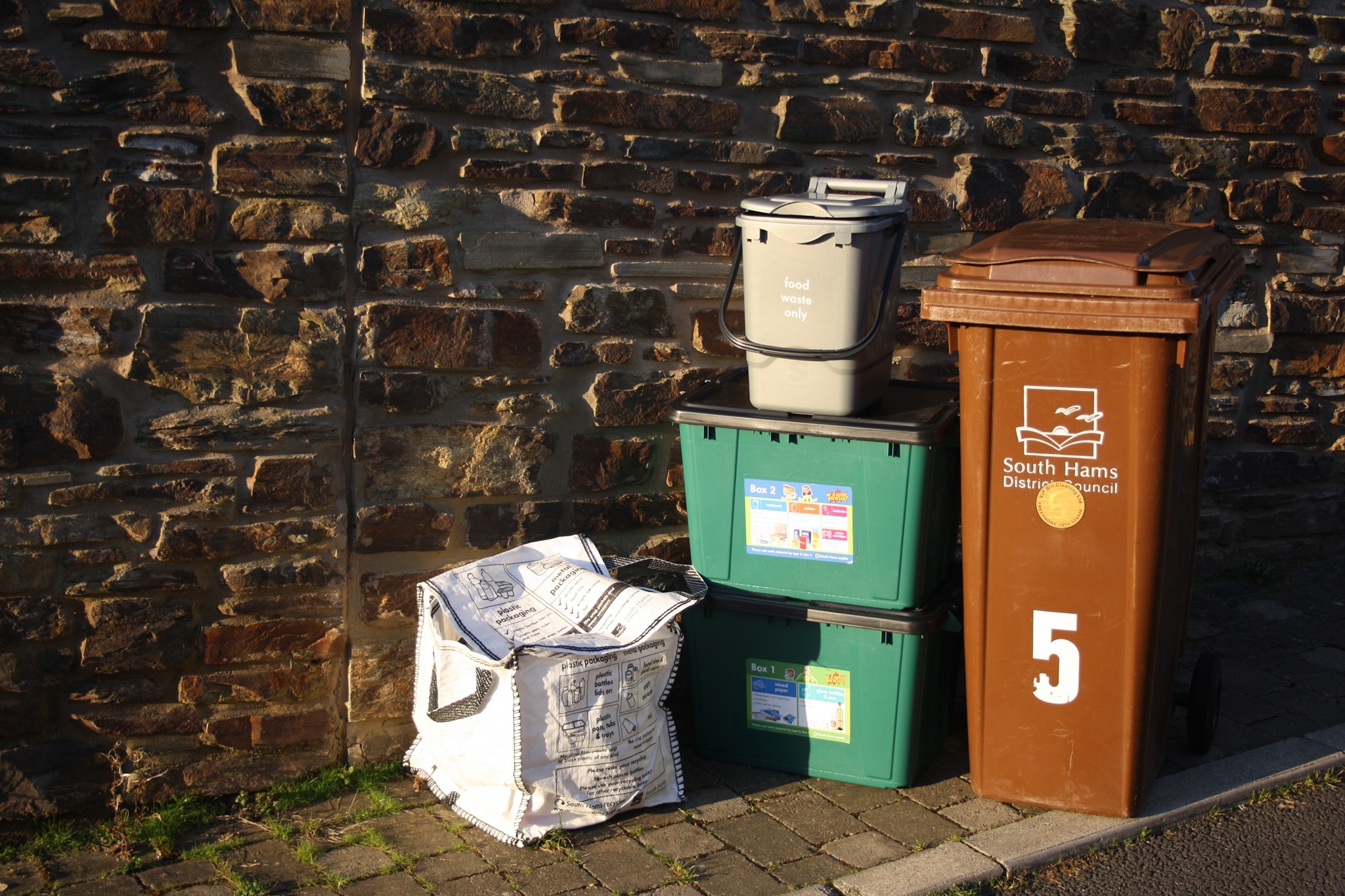 South Hams Councillor blames council for bin collection